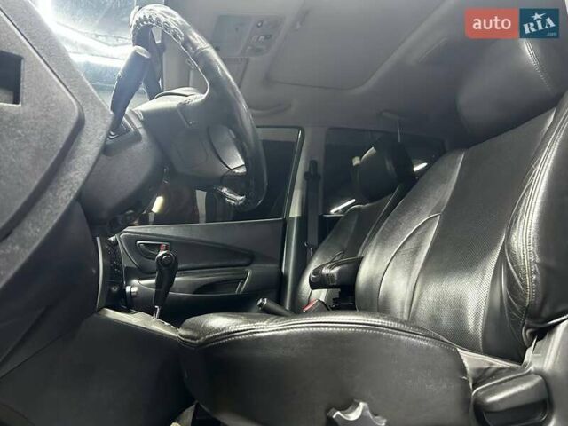 Сірий Хендай Туксон, об'ємом двигуна 2.66 л та пробігом 165 тис. км за 10000 $, фото 9 на Automoto.ua