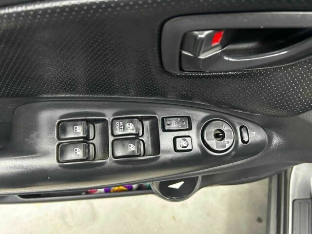 Сірий Хендай Туксон, об'ємом двигуна 2.7 л та пробігом 165 тис. км за 10000 $, фото 6 на Automoto.ua