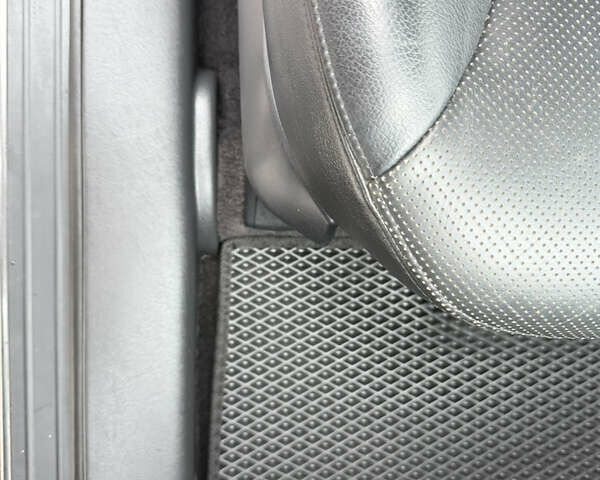 Серый Хендай Туксон, объемом двигателя 2 л и пробегом 86 тыс. км за 9800 $, фото 29 на Automoto.ua