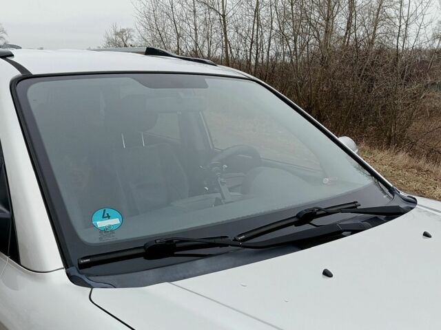 Серый Хендай Туксон, объемом двигателя 2 л и пробегом 200 тыс. км за 9200 $, фото 10 на Automoto.ua