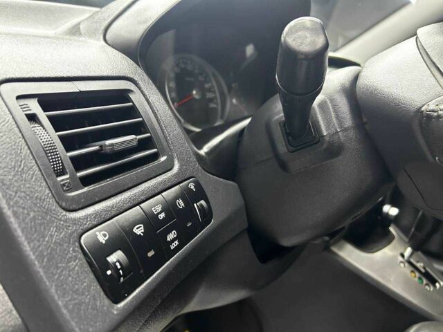 Сірий Хендай Туксон, об'ємом двигуна 2.7 л та пробігом 165 тис. км за 10000 $, фото 8 на Automoto.ua