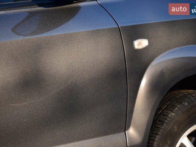 Серый Хендай Туксон, объемом двигателя 2 л и пробегом 271 тыс. км за 8000 $, фото 43 на Automoto.ua