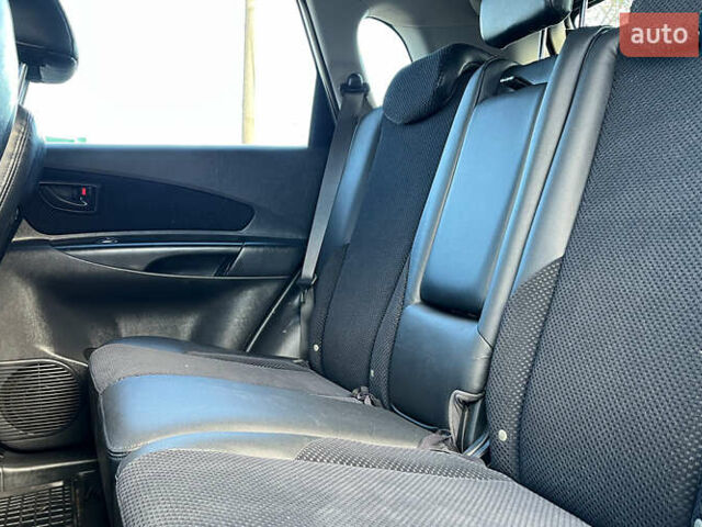 Хендай Туксон 2010 в Коломые на Automoto.ua Серый Хендай Туксон, объемом двигателя 2 л и пробегом 99 тыс. км за 9200 $, фото 16 на Automoto.ua