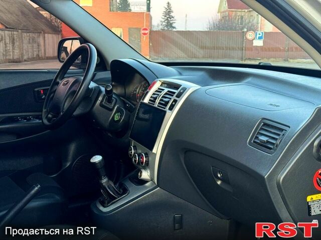 Серый Хендай Туксон, объемом двигателя 20 л и пробегом 162 тыс. км за 8450 $, фото 11 на Automoto.ua