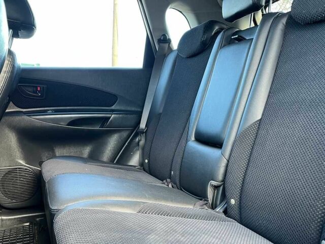 Хендай Туксон 2010 в Коломые на Automoto.ua Серый Хендай Туксон, объемом двигателя 2 л и пробегом 99 тыс. км за 9200 $, фото 16 на Automoto.ua