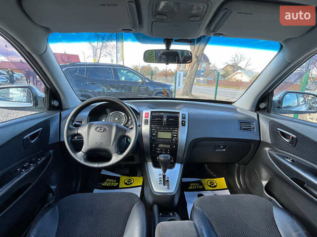 Хендай Туксон 2010 в Коломые на Automoto.ua Серый Хендай Туксон, объемом двигателя 2 л и пробегом 99 тыс. км за 9200 $, фото 7 на Automoto.ua