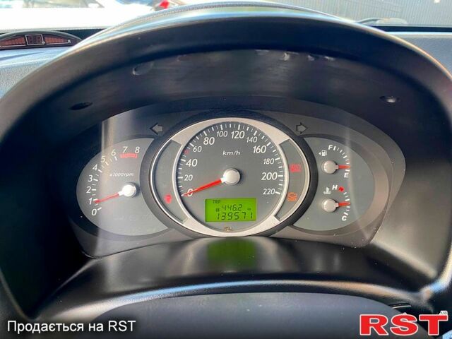 Хендай Туксон 2010 в Днепре (Днепропетровске) на Automoto.ua Серый Хендай Туксон, объемом двигателя 2 л и пробегом 139 тыс. км за 7800 $, фото 5 на Automoto.ua