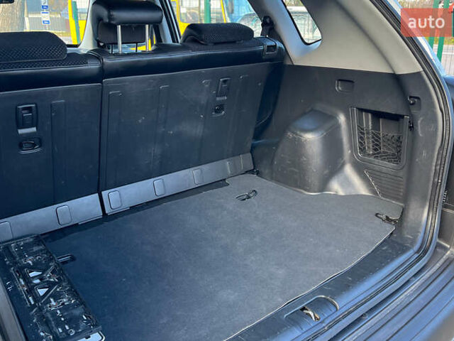 Хендай Туксон 2010 в Коломые на Automoto.ua Серый Хендай Туксон, объемом двигателя 2 л и пробегом 99 тыс. км за 9200 $, фото 17 на Automoto.ua