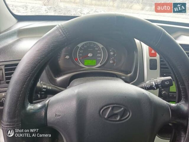 Серый Хендай Туксон, объемом двигателя 2.7 л и пробегом 204 тыс. км за 7200 $, фото 10 на Automoto.ua
