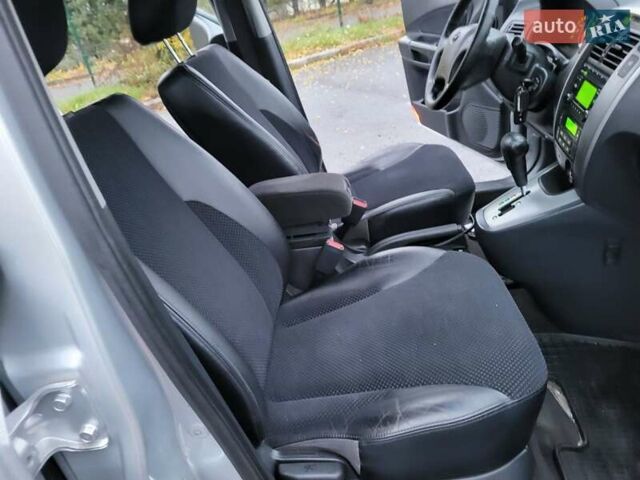 Серый Хендай Туксон, объемом двигателя 2 л и пробегом 100 тыс. км за 10400 $, фото 80 на Automoto.ua