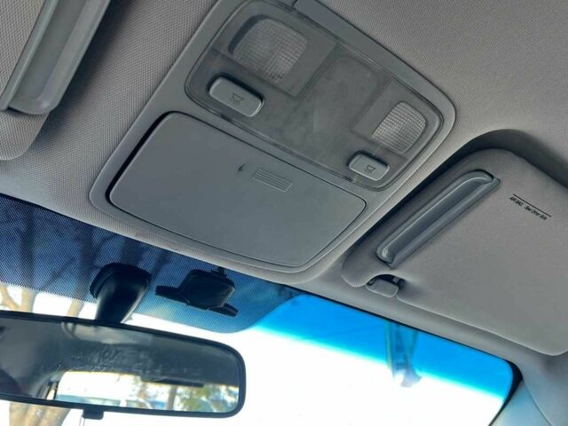 Хендай Туксон 2010 в Коломые на Automoto.ua Серый Хендай Туксон, объемом двигателя 2 л и пробегом 99 тыс. км за 9200 $, фото 12 на Automoto.ua