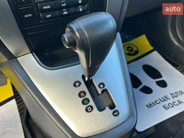 Хендай Туксон 2010 в Коломые на Automoto.ua Серый Хендай Туксон, объемом двигателя 2 л и пробегом 99 тыс. км за 9200 $, фото 10 на Automoto.ua