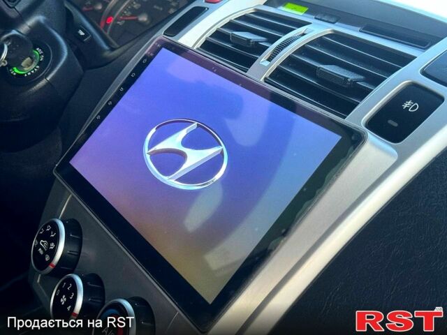 Серый Хендай Туксон, объемом двигателя 20 л и пробегом 162 тыс. км за 8450 $, фото 12 на Automoto.ua