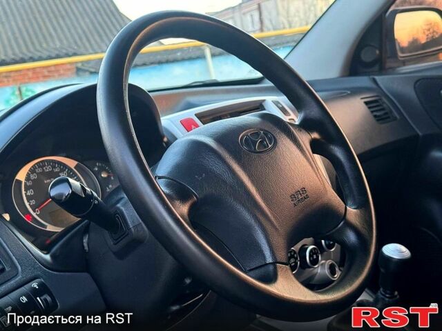 Серый Хендай Туксон, объемом двигателя 20 л и пробегом 162 тыс. км за 8450 $, фото 9 на Automoto.ua