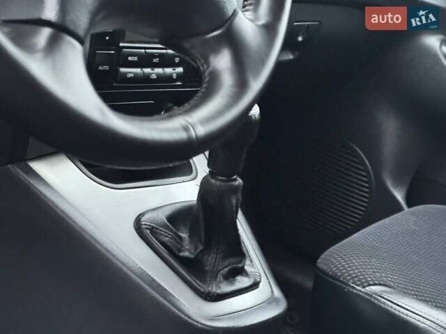 Сірий Хендай Туксон, об'ємом двигуна 1.98 л та пробігом 149 тис. км за 9650 $, фото 7 на Automoto.ua