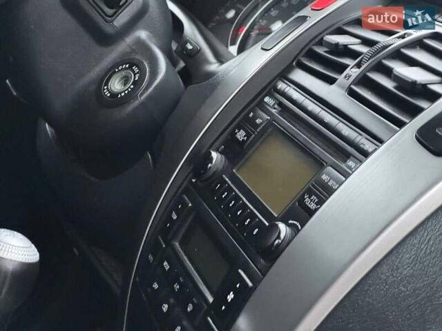 Сірий Хендай Туксон, об'ємом двигуна 1.98 л та пробігом 149 тис. км за 9650 $, фото 17 на Automoto.ua