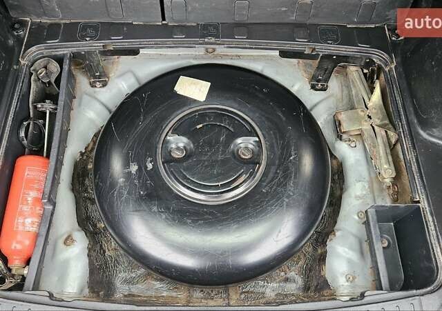 Сірий Хендай Туксон, об'ємом двигуна 1.98 л та пробігом 397 тис. км за 5800 $, фото 2 на Automoto.ua