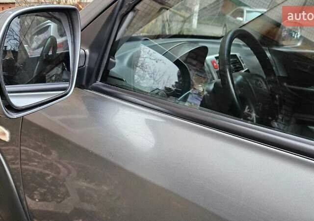 Сірий Хендай Туксон, об'ємом двигуна 1.98 л та пробігом 397 тис. км за 5800 $, фото 15 на Automoto.ua