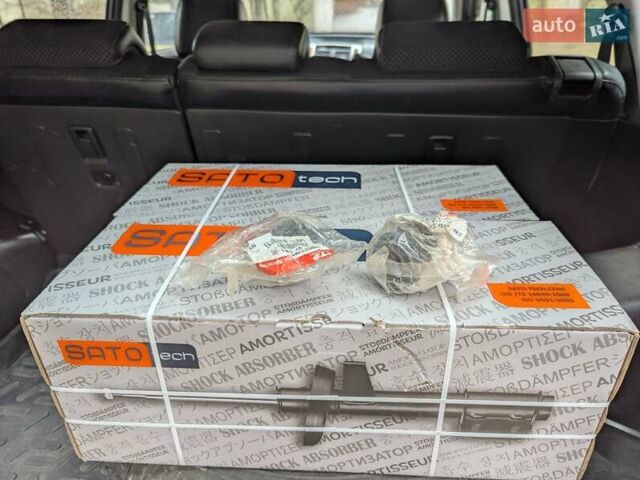 Сірий Хендай Туксон, об'ємом двигуна 1.98 л та пробігом 209 тис. км за 8700 $, фото 30 на Automoto.ua