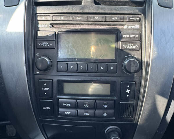 Хендай Туксон 2011 у Вінниці на Automoto.ua Сірий Хендай Туксон, об'ємом двигуна 2 л та пробігом 192 тис. км за 7799 $, фото 11 на Automoto.ua