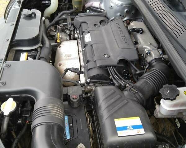 Хендай Туксон 2012 у Львові на Automoto.ua Сірий Хендай Туксон, об'ємом двигуна 2 л та пробігом 155 тис. км за 9000 $, фото 16 на Automoto.ua