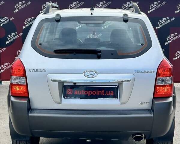 Хендай Туксон 2012 у Сумах на Automoto.ua Сірий Хендай Туксон, об'ємом двигуна 1.98 л та пробігом 210 тис. км за 9600 $, фото 9 на Automoto.ua