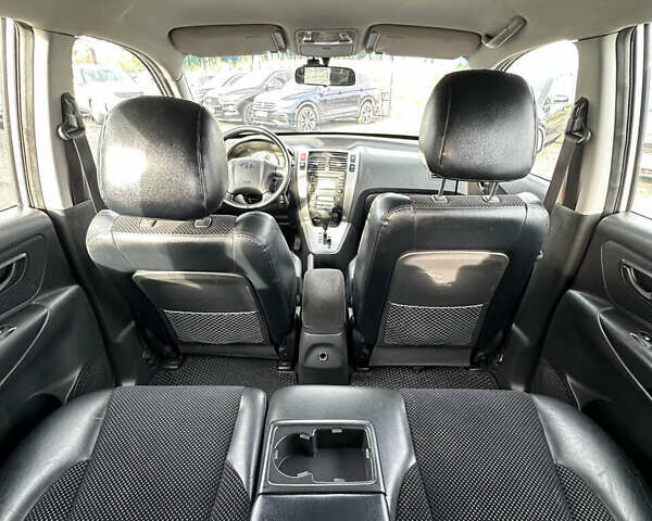 Сірий Хендай Туксон, об'ємом двигуна 1.98 л та пробігом 210 тис. км за 9999 $, фото 16 на Automoto.ua