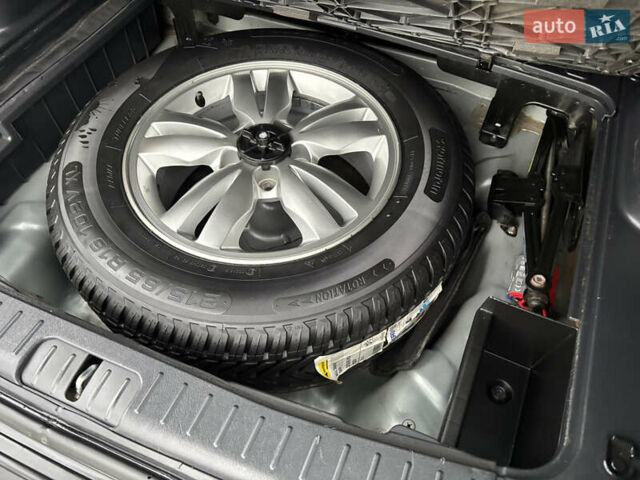 Серый Хендай Туксон, объемом двигателя 1.98 л и пробегом 77 тыс. км за 10500 $, фото 35 на Automoto.ua
