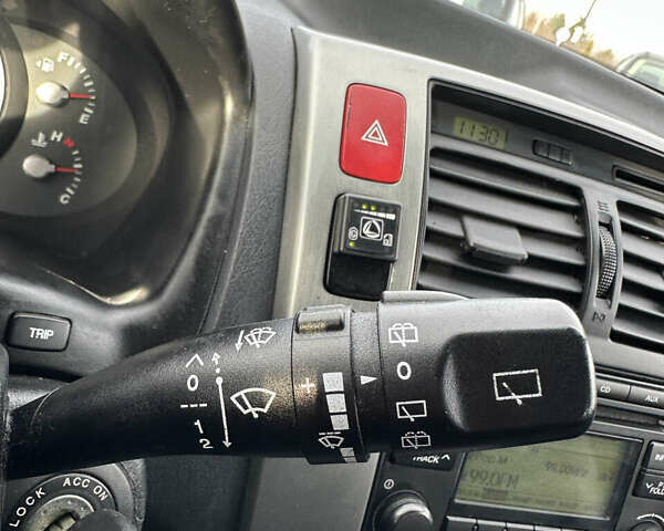 Сірий Хендай Туксон, об'ємом двигуна 1.98 л та пробігом 210 тис. км за 9999 $, фото 31 на Automoto.ua