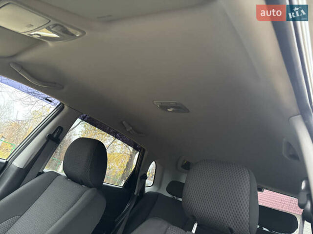 Серый Хендай Туксон, объемом двигателя 1.98 л и пробегом 77 тыс. км за 10500 $, фото 29 на Automoto.ua