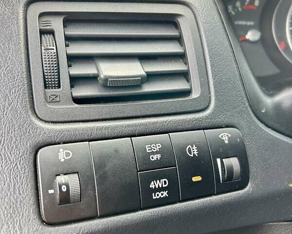 Хендай Туксон 2012 у Сумах на Automoto.ua Сірий Хендай Туксон, об'ємом двигуна 1.98 л та пробігом 210 тис. км за 9600 $, фото 24 на Automoto.ua