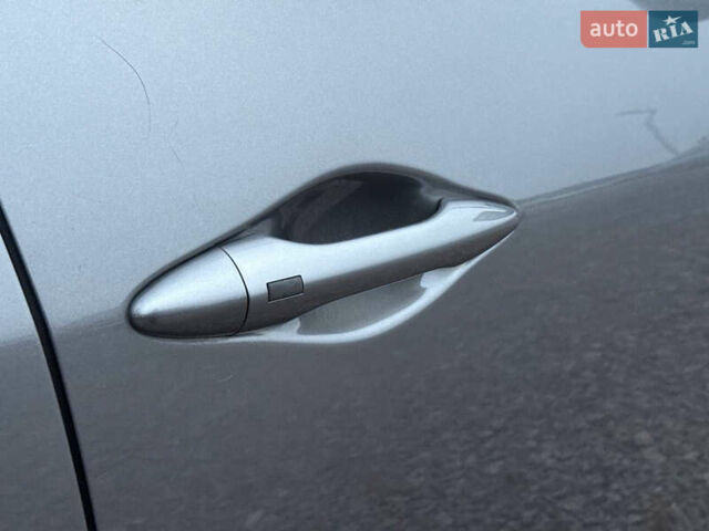 Сірий Хендай Туксон, об'ємом двигуна 1.69 л та пробігом 282 тис. км за 12000 $, фото 19 на Automoto.ua