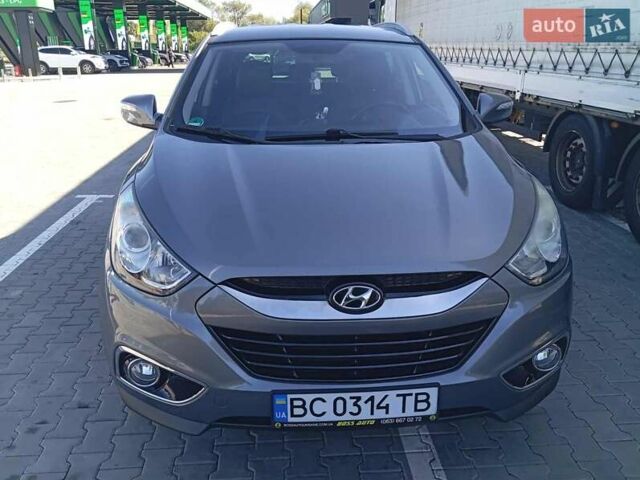 Сірий Хендай Туксон, об'ємом двигуна 1.7 л та пробігом 279 тис. км за 11400 $, фото 19 на Automoto.ua