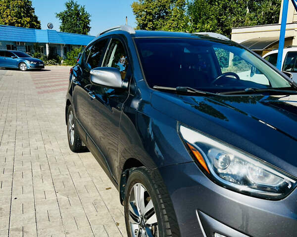 Сірий Хендай Туксон, об'ємом двигуна 2.4 л та пробігом 123 тис. км за 12500 $, фото 2 на Automoto.ua
