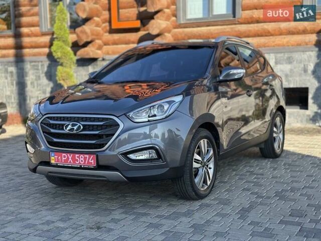 Серый Хендай Туксон, объемом двигателя 2 л и пробегом 178 тыс. км за 14000 $, фото 18 на Automoto.ua