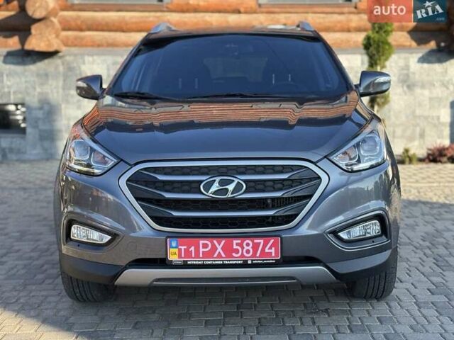 Сірий Хендай Туксон, об'ємом двигуна 2 л та пробігом 178 тис. км за 13800 $, фото 1 на Automoto.ua