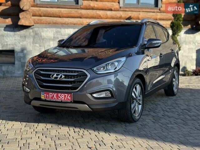 Серый Хендай Туксон, объемом двигателя 2 л и пробегом 178 тыс. км за 14000 $, фото 9 на Automoto.ua