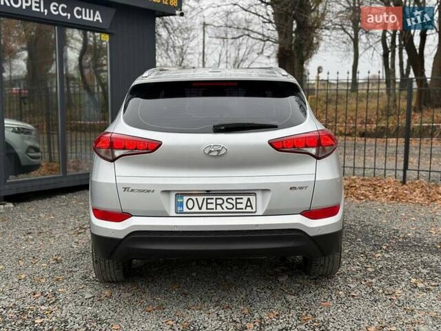 Серый Хендай Туксон, объемом двигателя 0 л и пробегом 139 тыс. км за 17700 $, фото 14 на Automoto.ua