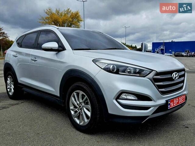 Хендай Туксон 2015 в Днепре (Днепропетровске) на Automoto.ua Серый Хендай Туксон, объемом двигателя 1.7 л и пробегом 145 тыс. км за 16700 $, фото 17 на Automoto.ua