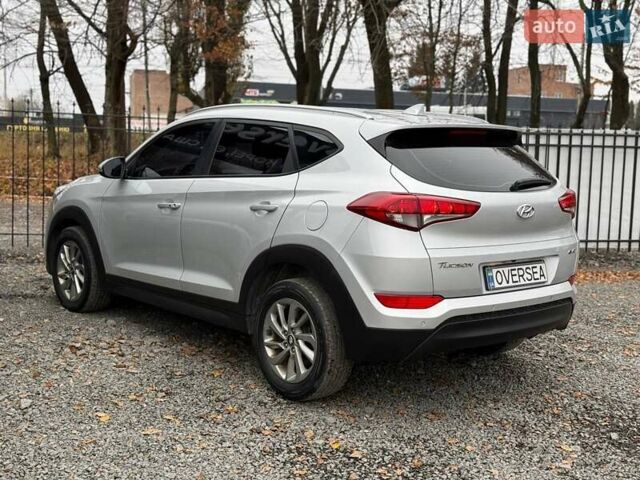 Серый Хендай Туксон, объемом двигателя 0 л и пробегом 139 тыс. км за 17700 $, фото 16 на Automoto.ua