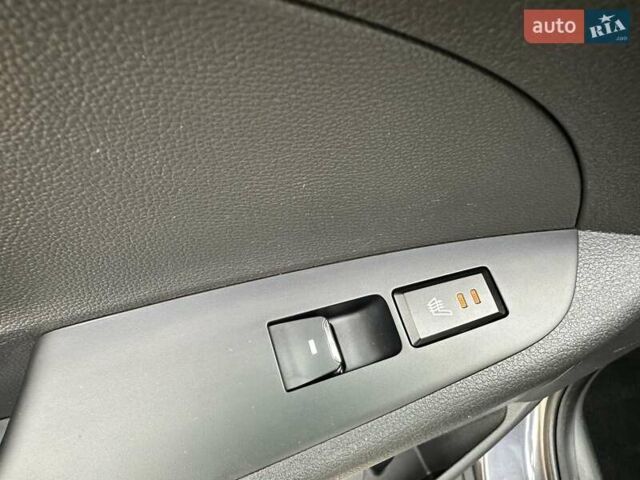 Серый Хендай Туксон, объемом двигателя 2 л и пробегом 130 тыс. км за 22500 $, фото 54 на Automoto.ua