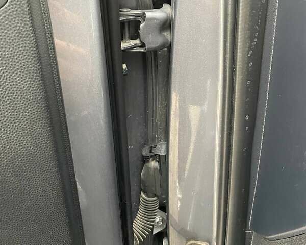 Серый Хендай Туксон, объемом двигателя 1.69 л и пробегом 293 тыс. км за 12950 $, фото 40 на Automoto.ua