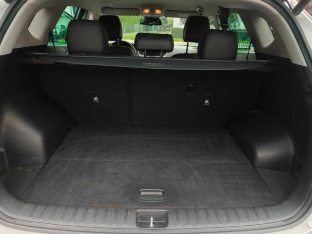 Сірий Хендай Туксон, об'ємом двигуна 2 л та пробігом 143 тис. км за 8000 $, фото 22 на Automoto.ua