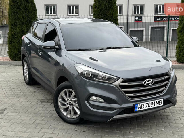 Сірий Хендай Туксон, об'ємом двигуна 2 л та пробігом 203 тис. км за 18300 $, фото 5 на Automoto.ua