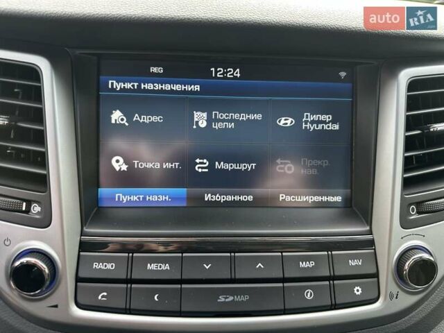 Серый Хендай Туксон, объемом двигателя 2 л и пробегом 130 тыс. км за 22500 $, фото 27 на Automoto.ua
