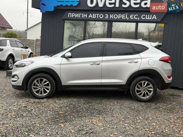 Серый Хендай Туксон, объемом двигателя 0 л и пробегом 139 тыс. км за 17700 $, фото 2 на Automoto.ua