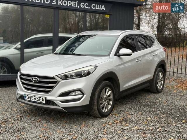 Серый Хендай Туксон, объемом двигателя 0 л и пробегом 139 тыс. км за 17700 $, фото 4 на Automoto.ua