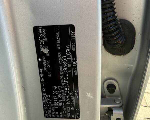 Серый Хендай Туксон, объемом двигателя 2 л и пробегом 140 тыс. км за 17700 $, фото 10 на Automoto.ua