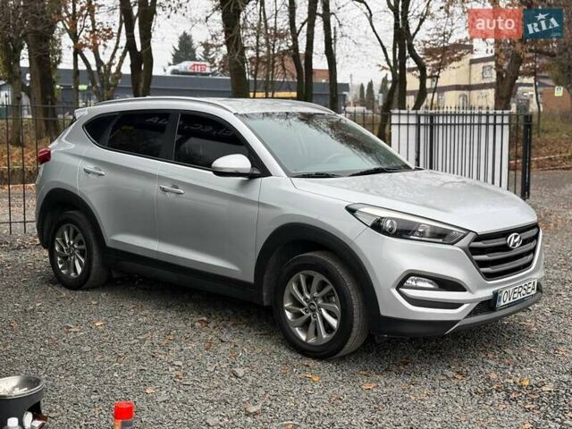 Серый Хендай Туксон, объемом двигателя 0 л и пробегом 139 тыс. км за 17700 $, фото 9 на Automoto.ua