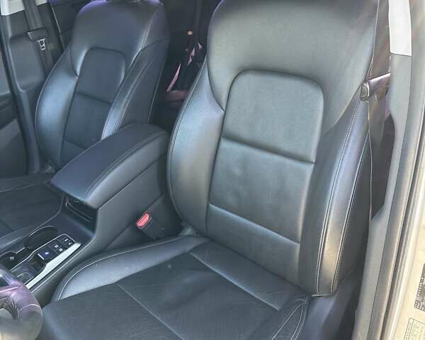 Серый Хендай Туксон, объемом двигателя 2 л и пробегом 140 тыс. км за 17700 $, фото 13 на Automoto.ua